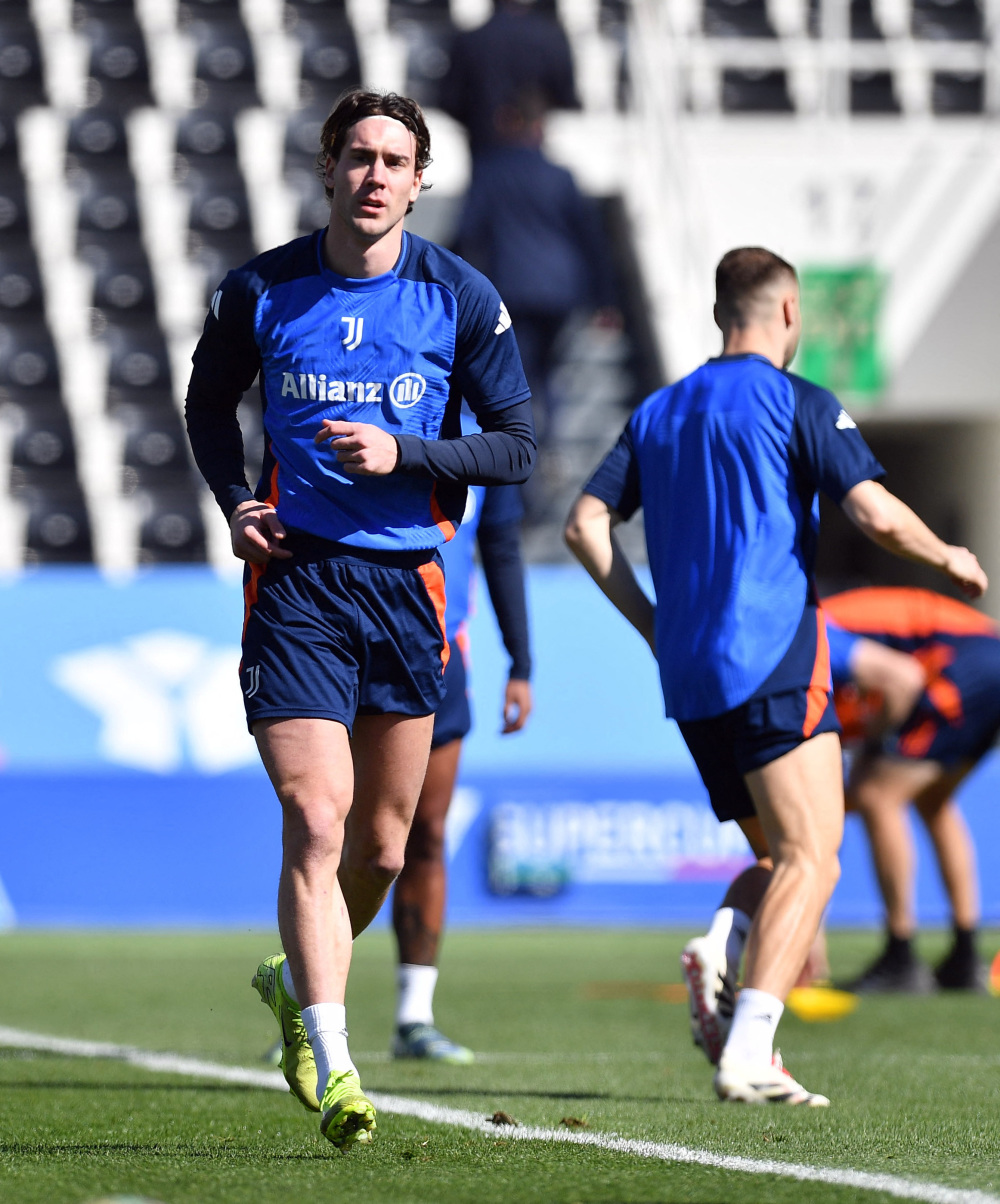 关于国际比赛日尤文图斯调整名单以备法国杯，外线爆发环节打磨，引发热议，训练强度明显提升的信息