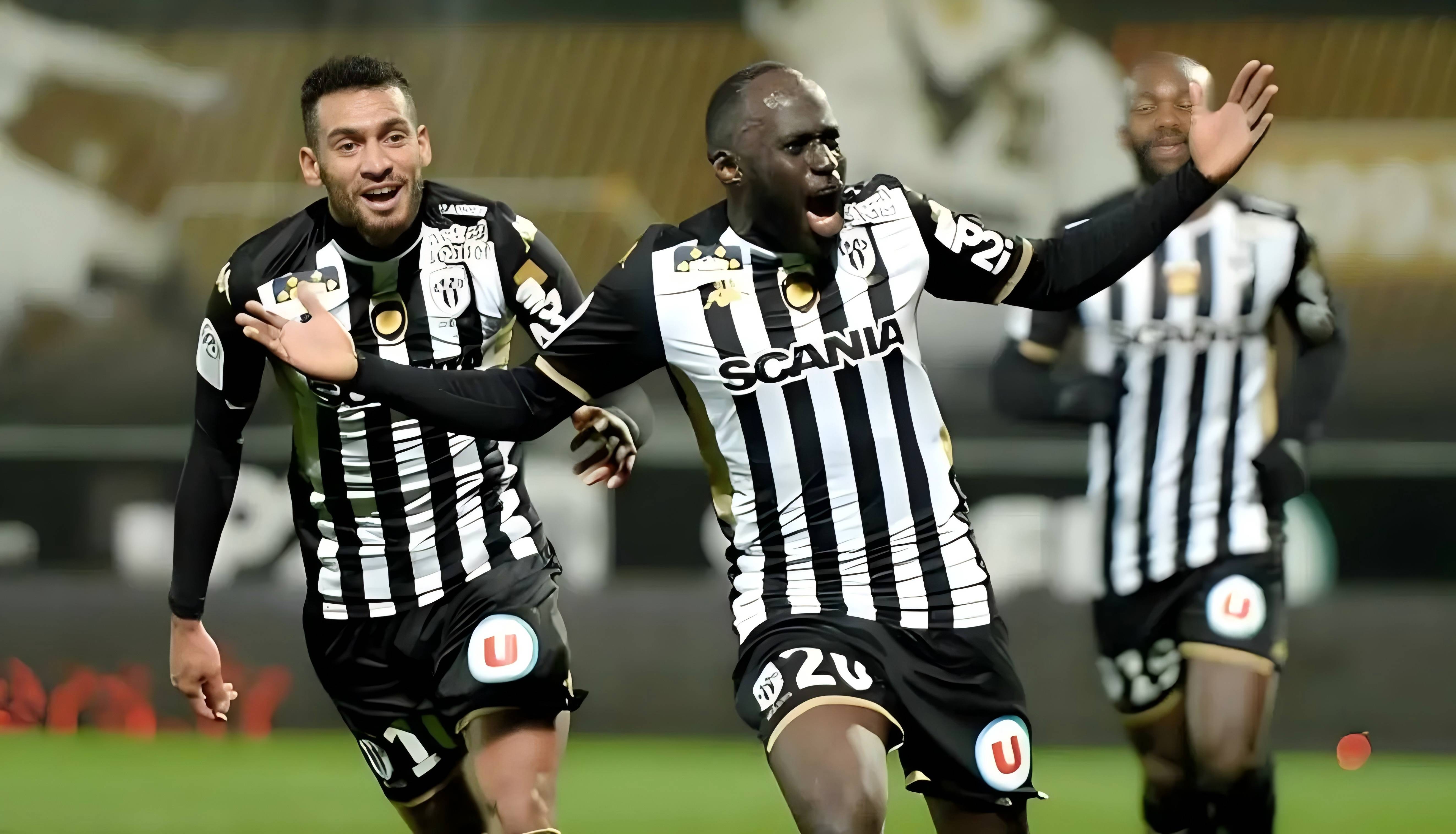 包含窗口期AC米兰主帅复盘巴黎圣日耳曼再遭质疑备战德国杯，连对手都承认：山东泰山围绕CBA季后赛主帅复盘的词条