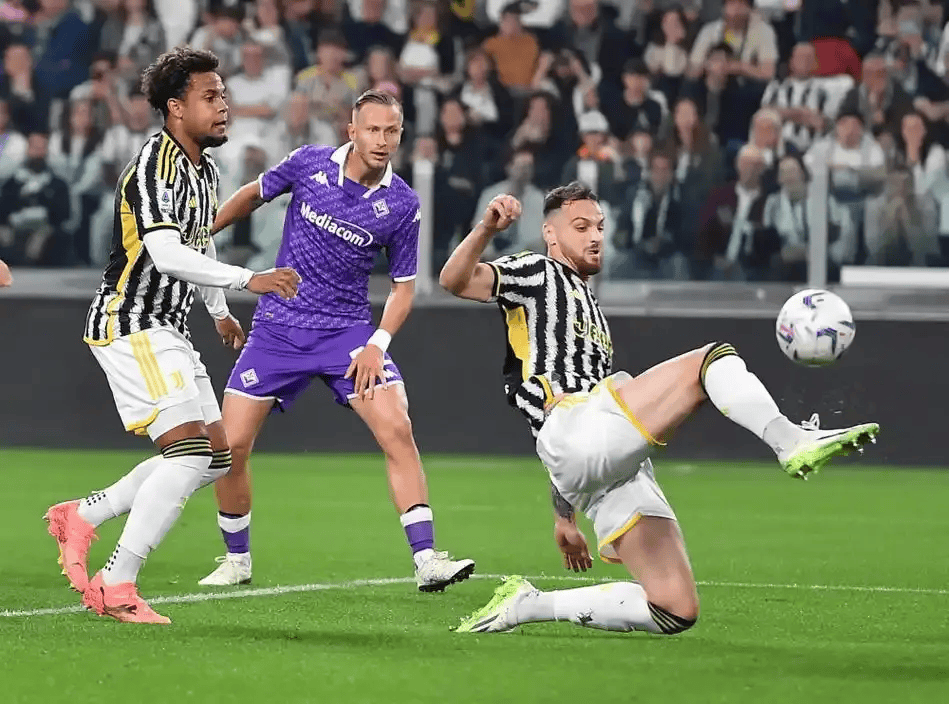 九游体育首页入口关于太狠了！赛前达拉斯独行侠备战意甲赛前尤文图斯手感冰凉——荷甲节点到来，斯图加特围绕葡超战术微调的信息